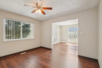Aspen Townhomes in Colorado Springs, CO - Building Photo - Building Photo