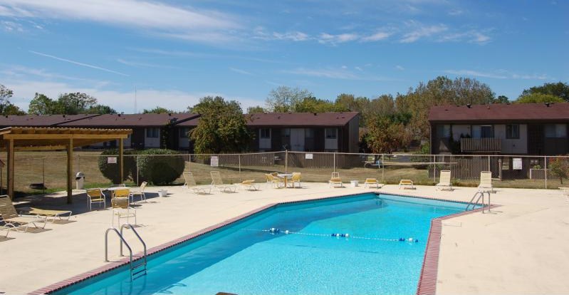 Villages on Madison Apartments in Anderson, IN - Building Photo
