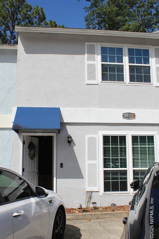 property at 5926 Brannon Ave