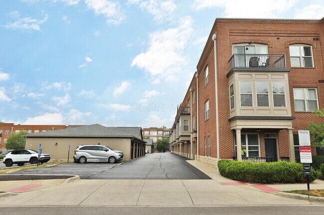 511 W 1st Ave in Columbus, OH - Building Photo - Building Photo