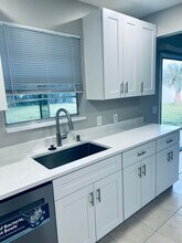 343 SE Oakridge Dr in Port St. Lucie, FL - Building Photo - Building Photo