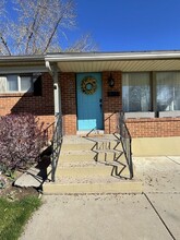 220 E 4300 S in Ogden, UT - Foto de edificio - Building Photo