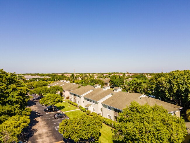 The Preserve in Sunrise, FL - Building Photo - Building Photo