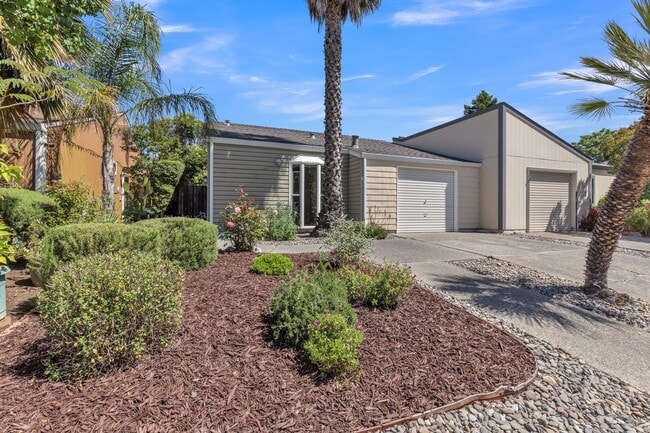 property at 115 Guaymas Pl