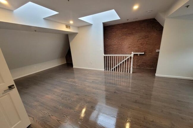 1402 Beacon St in Brookline, MA - Building Photo - Building Photo