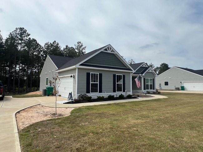 137 E Willow St in Thomson, GA - Building Photo - Building Photo