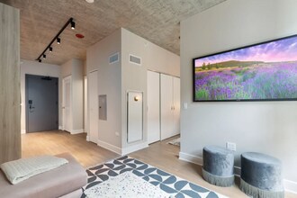 352 S Aberdeen St in Chicago, IL - Building Photo - Building Photo