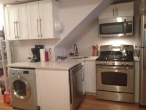 243 Northampton St, Unit 1 in Boston, MA - Building Photo - Building Photo