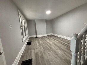 823 Oakwood Ave in Columbus, OH - Building Photo - Building Photo