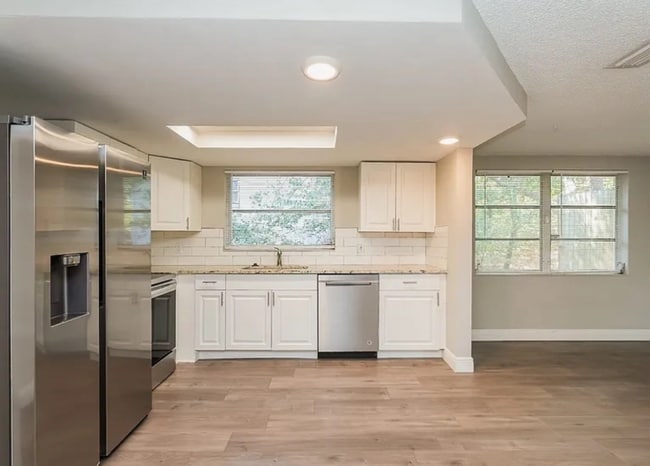 9405 Gray Fox Ln in Port Richey, FL - Building Photo - Building Photo