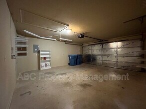 3106 SW Stonepoint Ave in Bentonville, AR - Building Photo - Building Photo