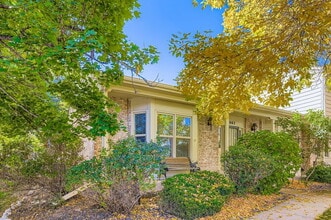 7663 S Cove Cir in Centennial, CO - Building Photo - Building Photo