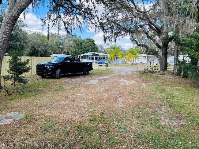 5037 Roanoke St in Sebring, FL - Building Photo - Building Photo