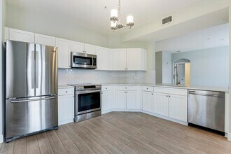 11041 Legacy Blvd in Palm Beach Gardens, FL - Building Photo - Building Photo