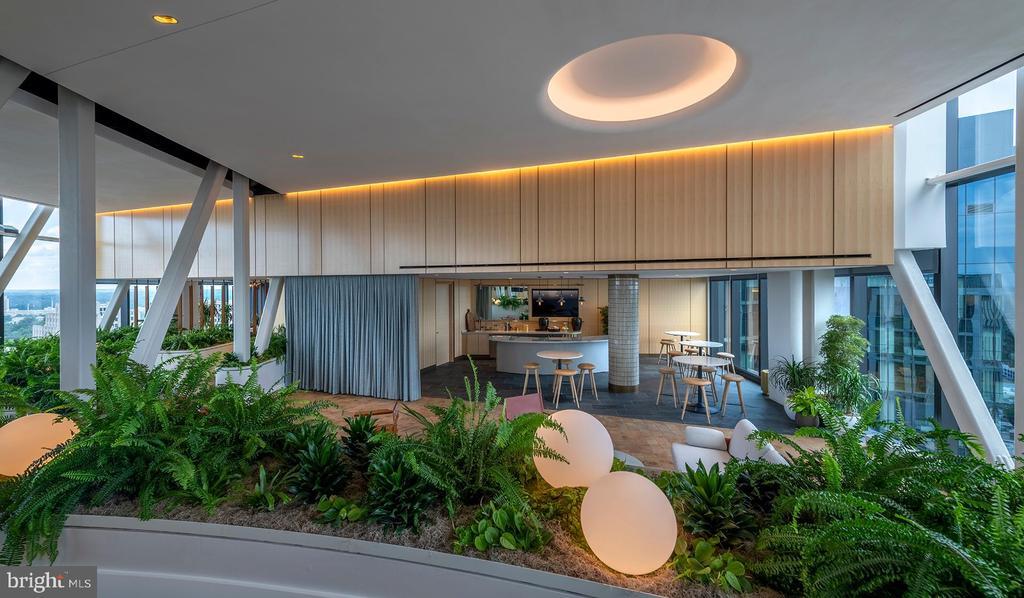 4710 Elm St in Bethesda, MD - Building Photo