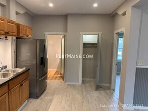 38 Railroad St in Clinton, ME - Building Photo - Building Photo