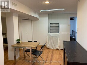 37 Middleton Ct in Markham, ON - Building Photo - Building Photo