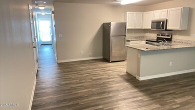 194 Watson Pl in Casa Grande, AZ - Building Photo - Building Photo
