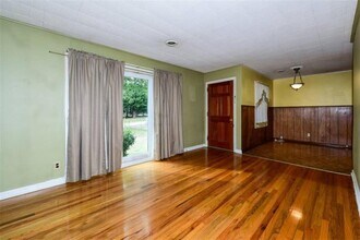 2745 Old Concord Rd SE in Smyrna, GA - Building Photo - Building Photo