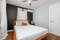 2409 Bastrop St photo'