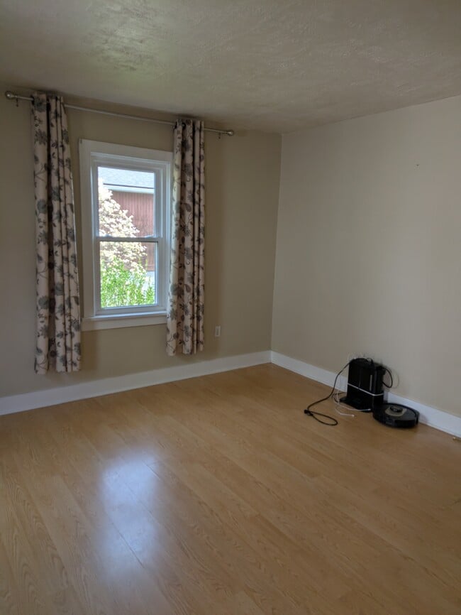 property at 22 Everittstown Rd