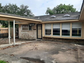 12502 Wrenthorpe Dr in Houston, TX - Building Photo - Building Photo