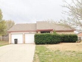 10116 Bugle Dr in Fort Worth, TX - Building Photo