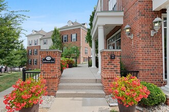 University Edge - Cincinnati Student Living in Cincinnati, OH - Building Photo - Building Photo