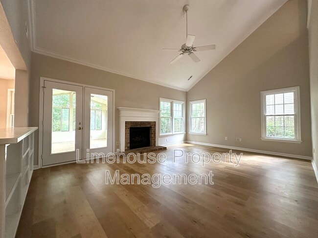 property at 2849 Crossings Dr