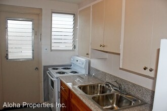 3353 Campbell Ave in Honolulu, HI - Foto de edificio - Building Photo