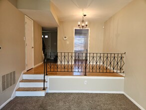 1238 Pennsbury Blvd in Pittsburgh, PA - Building Photo - Building Photo