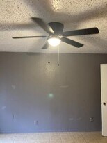 6225 Tierwester St in Houston, TX - Building Photo