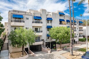 515 Harvard in Los Angeles, CA - Building Photo