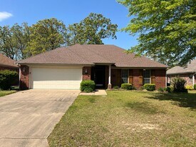 4530 Oregon Trail in Conway, AR - Building Photo