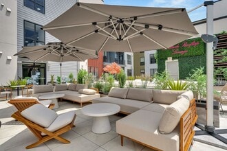 Latitude Apartments in Metairie, LA - Building Photo - Building Photo