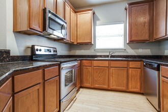 3125 Waits Ave in Fort Worth, TX - Building Photo - Building Photo