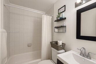 8124 SW 153rd Pl in Miami, FL - Building Photo - Building Photo