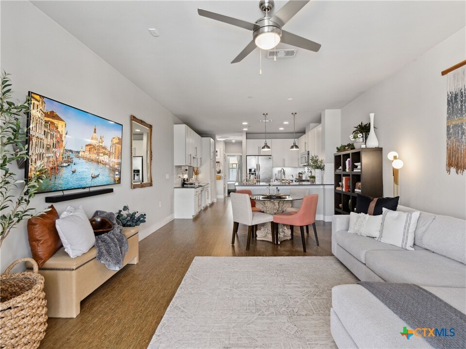 2724 Treble Ln in Austin, TX - Building Photo