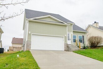 128 Alumni Dr in Elizabethtown, KY - Building Photo - Building Photo