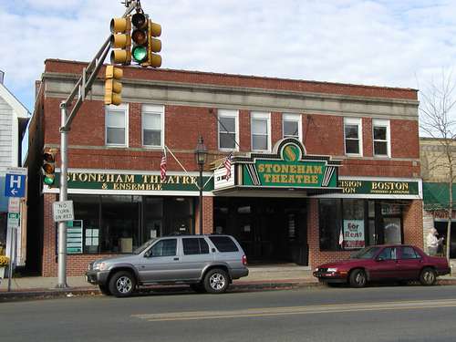 395 Main St in Stoneham, MA - Building Photo