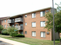 Beacon Cove Apartments in Palatine, IL - Foto de edificio - Building Photo