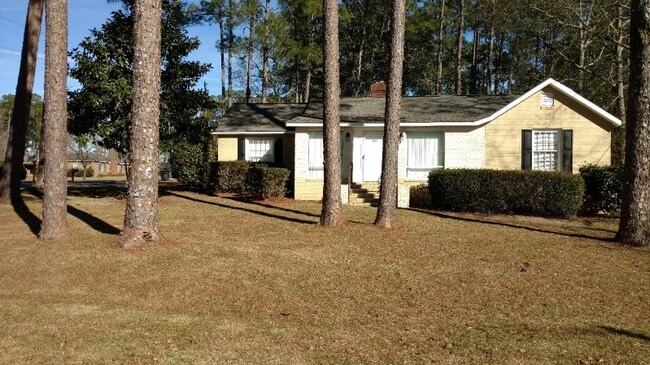 property at 390 N Lanier St