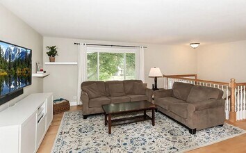 826 S Salem Dr in Schaumburg, IL - Building Photo - Building Photo