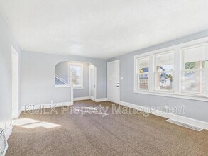 903 Donald Ave in Akron, OH - Building Photo - Building Photo