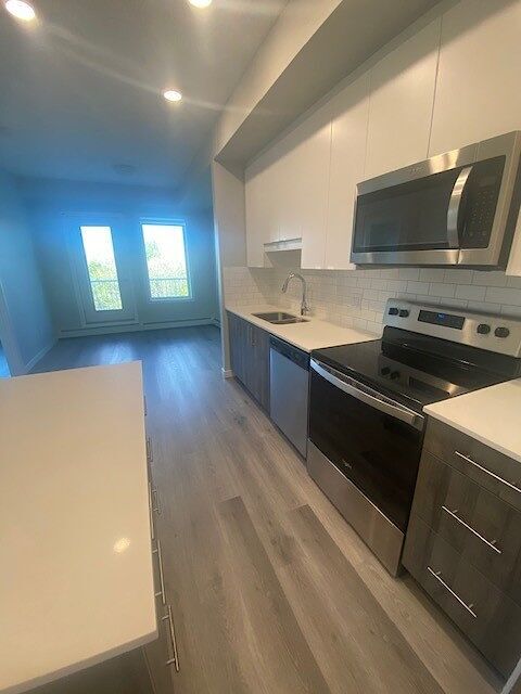 1605 17 St SE in Calgary, AB - Building Photo - Building Photo