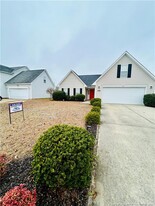 2501 Gray Goose Loop