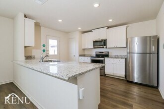 220 Cres Park Dr in Jarrell, TX - Building Photo - Building Photo