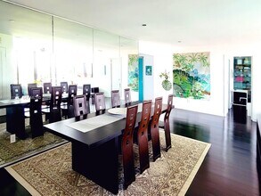 77 Crandon Blvd in Key Biscayne, FL - Building Photo - Building Photo