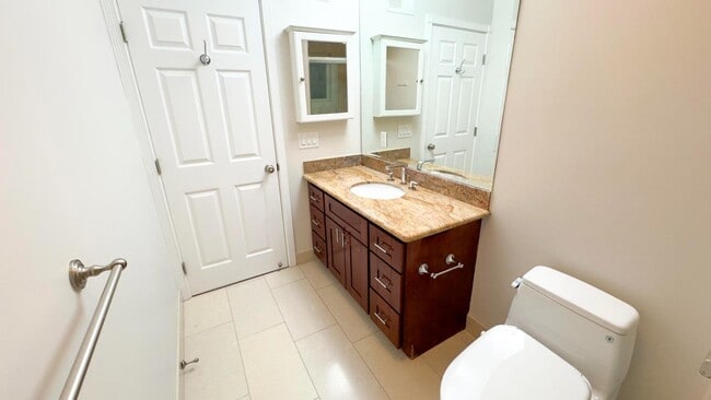 property at 827 Richardson Ct