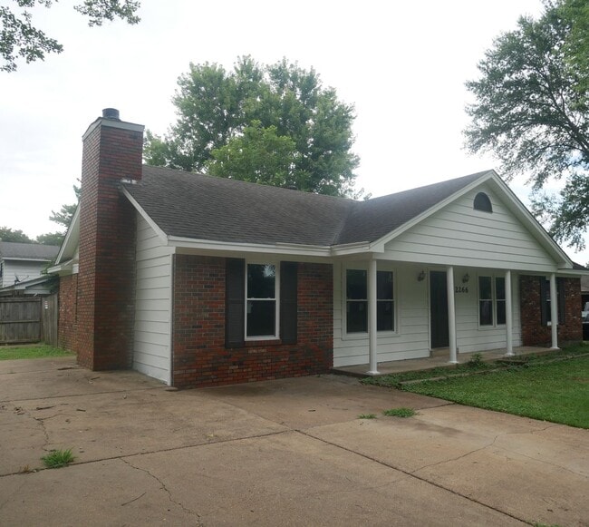 2266 Carrolton Cove in Southaven, MS - Building Photo - Building Photo